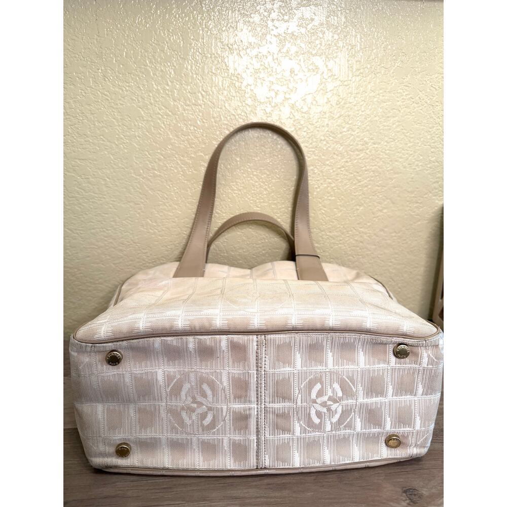 Vintage Chanel Travel Line Tote PM Beige Tan Jacquard CC Canvas Leather Handles - Picture 5 of 11